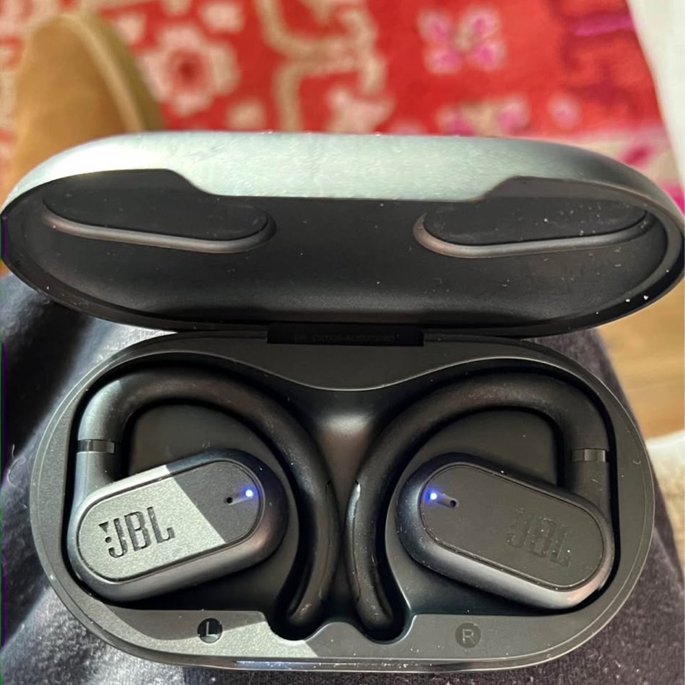 JBL Black Over-Ear Headphones
